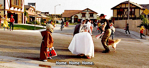 1-E.T.-the-Extra-Terrestrial-quotes.gif